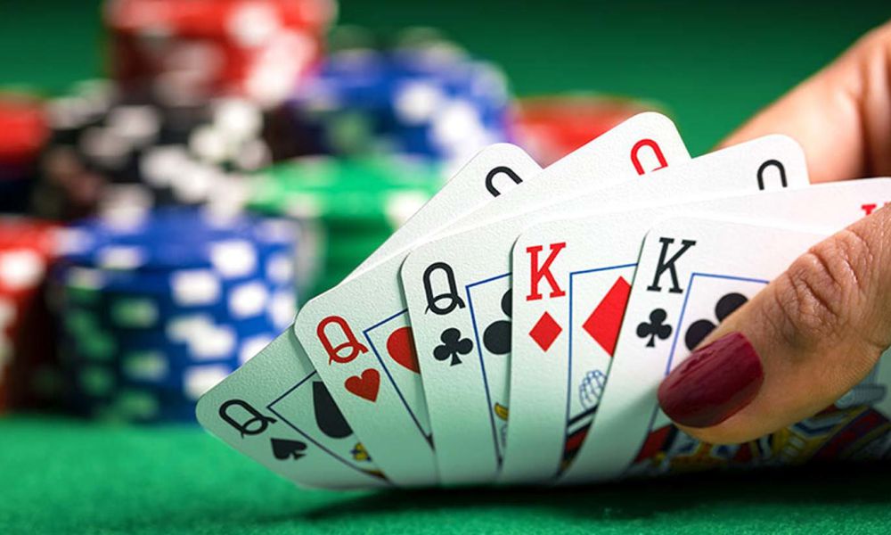 Vài mẹo nhỏ nhưng rất hữu hiệu khi chơi poker nên ghi nhớ